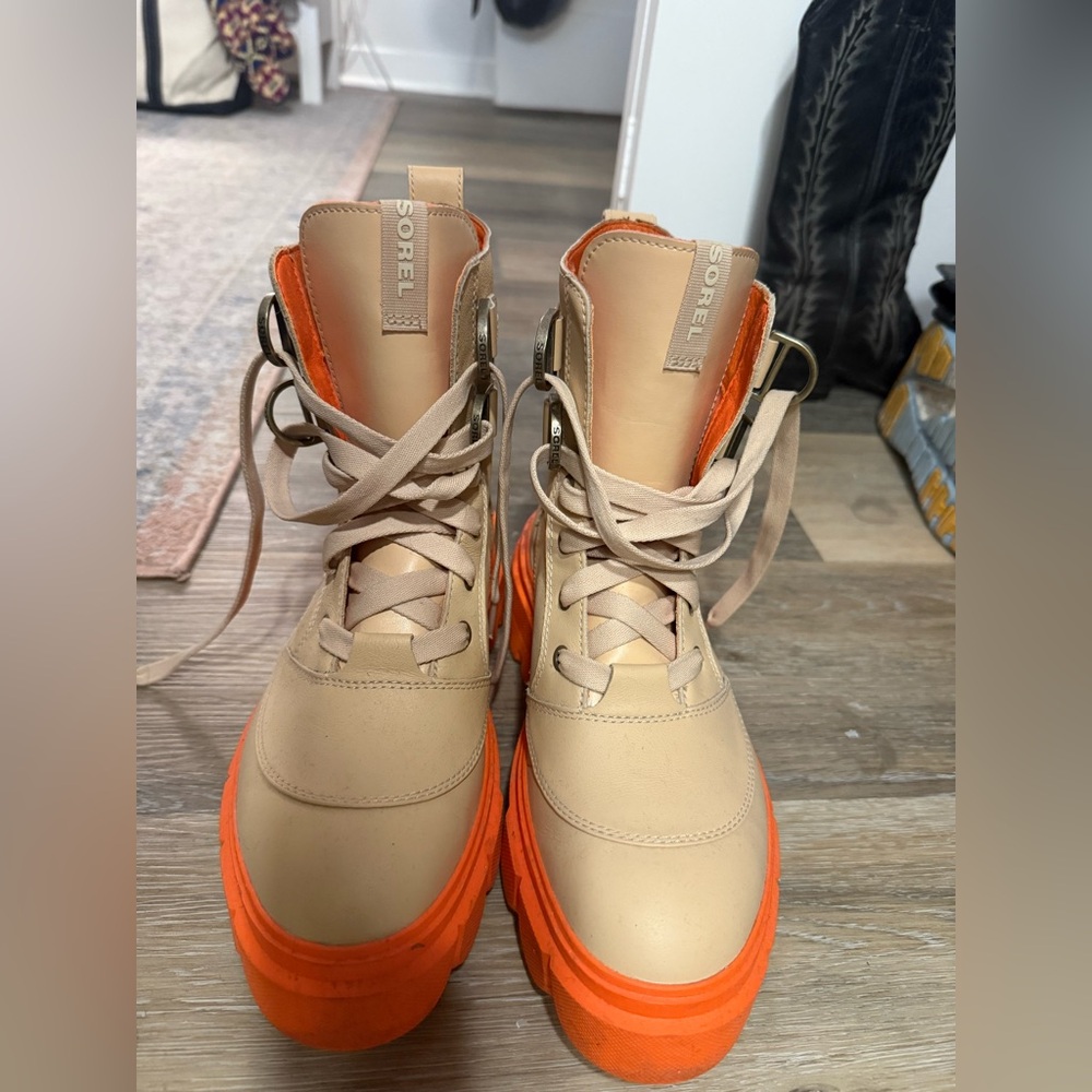 Sorel Women's Caribou Tan and Orange Lace Up Boots